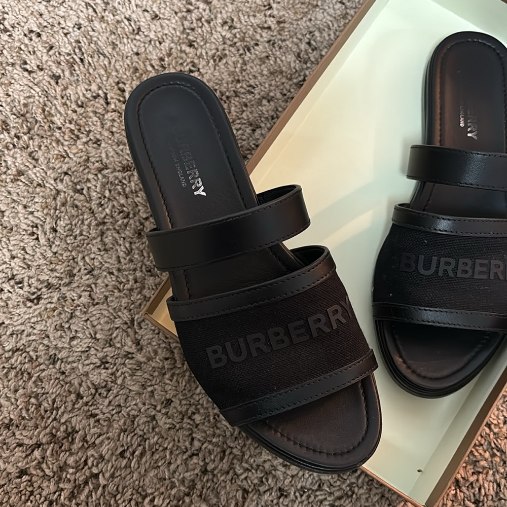 Burberry Black Sandals - Picture 6 of 6